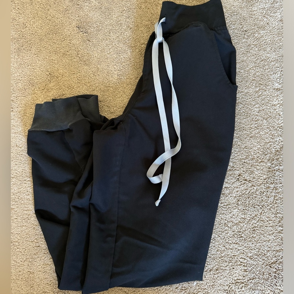 FIGS High Waisted Black Scrub Joggers- Women’s- XXS/Petite